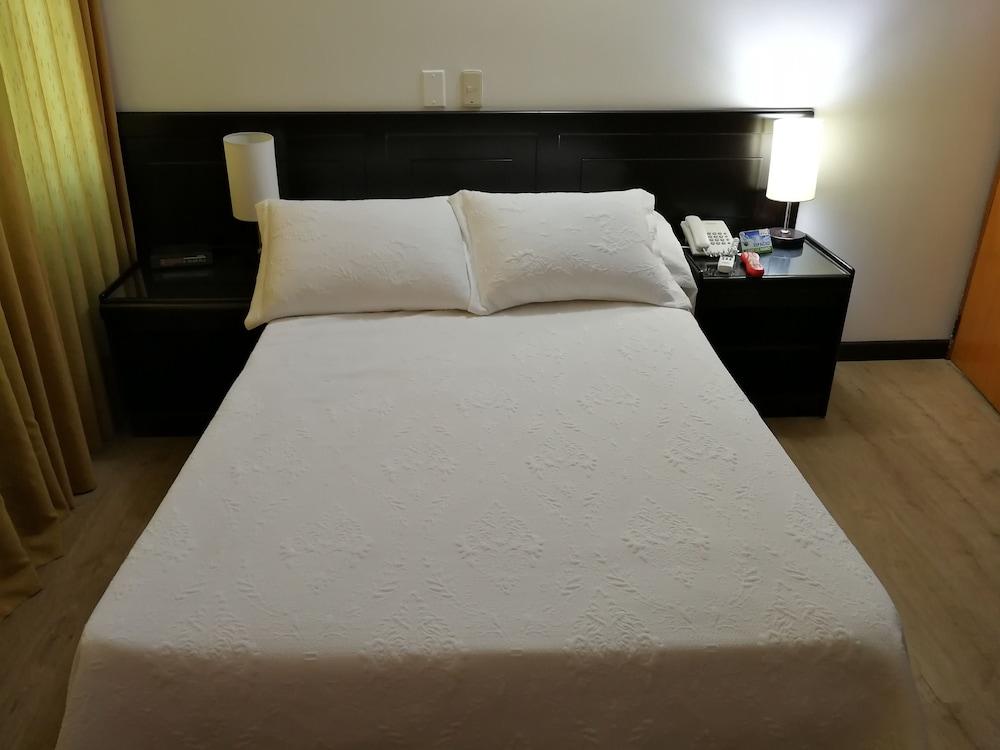Hotel Villavicencio Plaza المظهر الخارجي الصورة