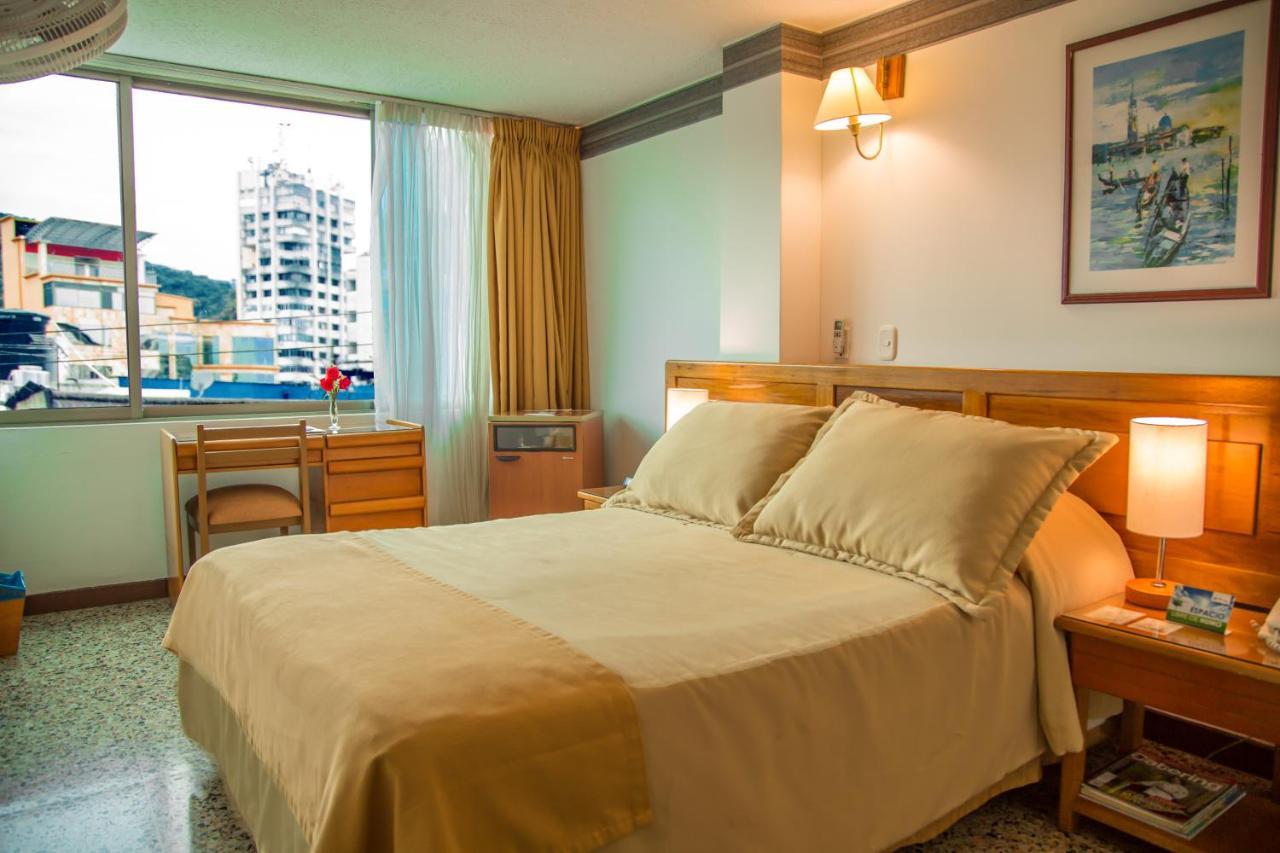 Hotel Villavicencio Plaza المظهر الخارجي الصورة