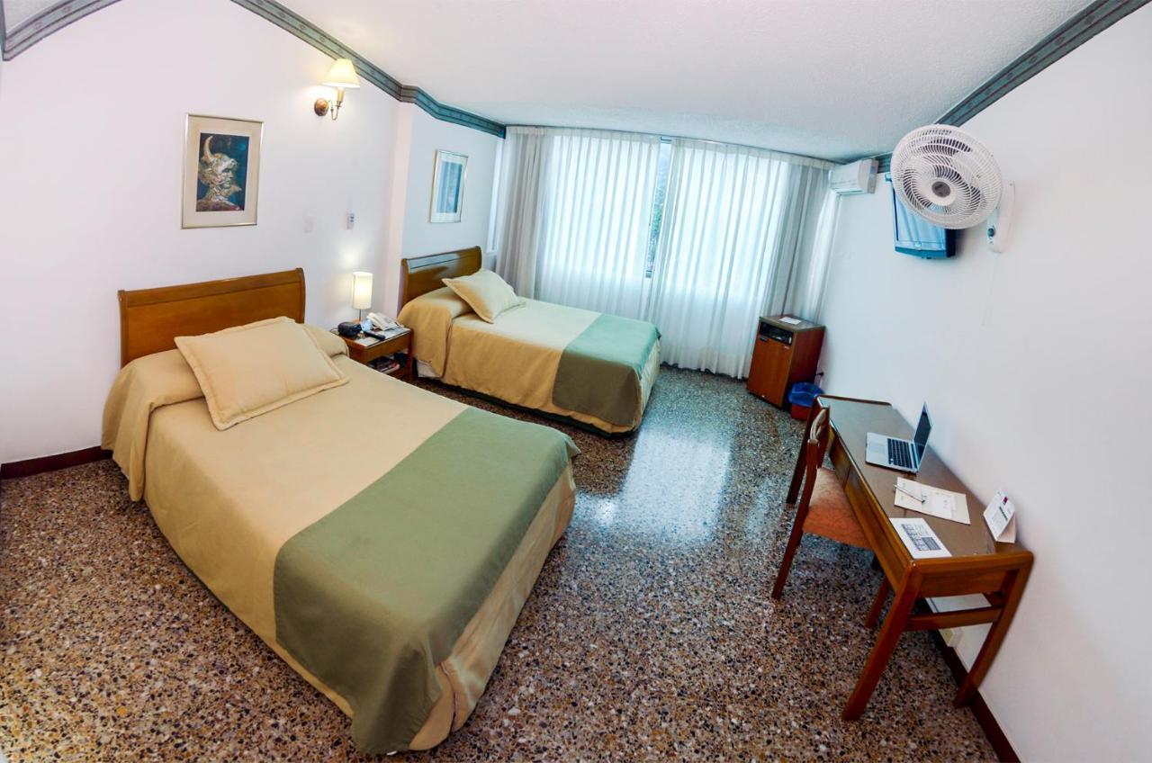 Hotel Villavicencio Plaza المظهر الخارجي الصورة
